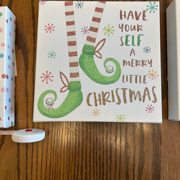 TRIO OF CANVAS CHRISTMAS DECOR SIGNS - Picture 3 of 9